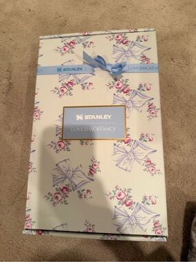 Stanley Floral Gift Box - Cream with Pink & Lavender